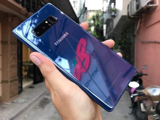 Tren Tay Galaxy Note 8 Dau Tien Ve Viet Nam Dep Va Dang Cap 335 3