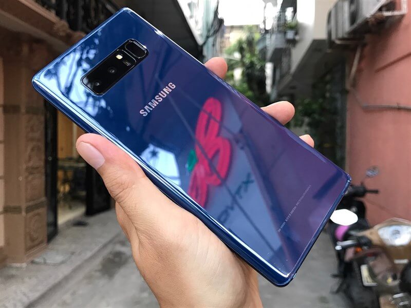 Tren Tay Galaxy Note 8 Dau Tien Ve Viet Nam Dep Va Dang Cap 335 3